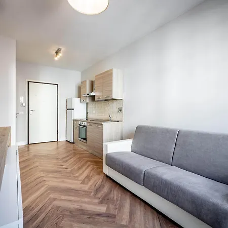 Apartment Yid Quiet With Parking *
