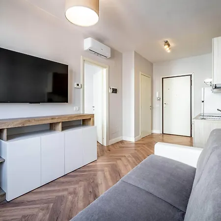 Apartamento Yid Quiet With Parking Florença