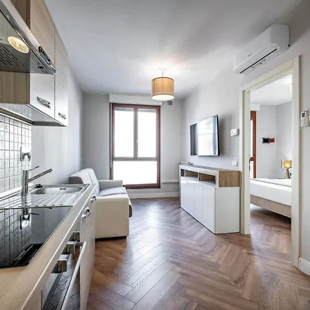 Yid Quiet With Parking Apartamento
